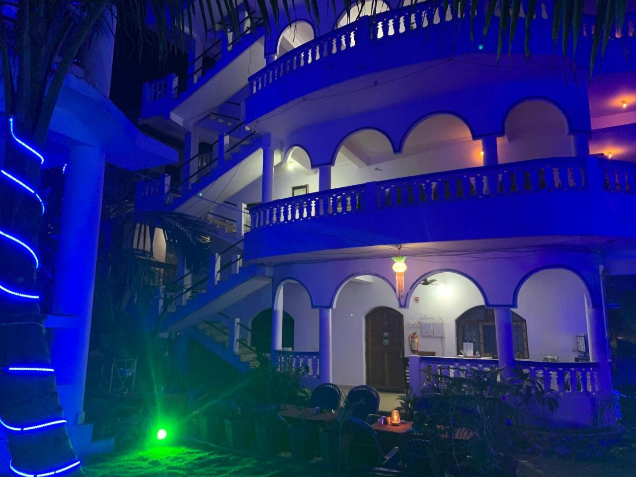 Swati Hotel Arambol Exterior photo