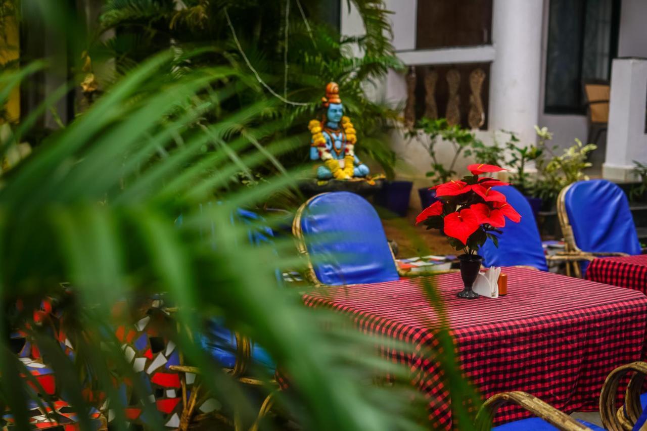 Swati Hotel Arambol Exterior photo